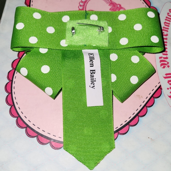 GREEN AND WHITE ELLEN BAILEY BOWTIE - Picture 5 of 5